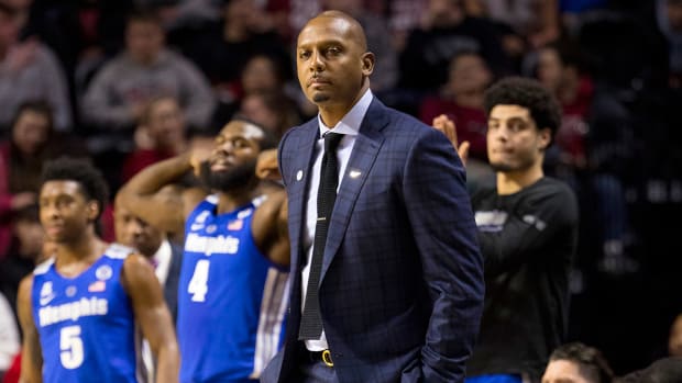 aac-basketball-power-rankings-memphis-cincinnati-houston.jpg